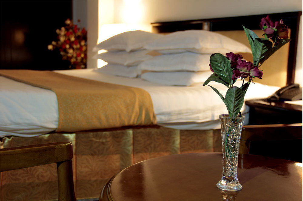 Hotel Sojovalo Кампала Экстерьер фото