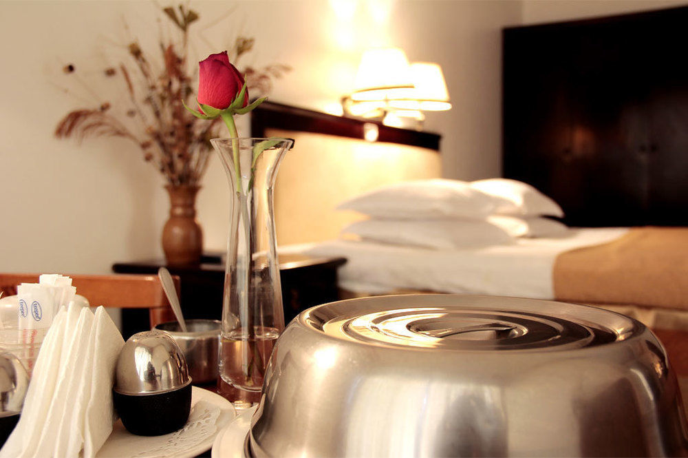 Hotel Sojovalo Кампала Экстерьер фото